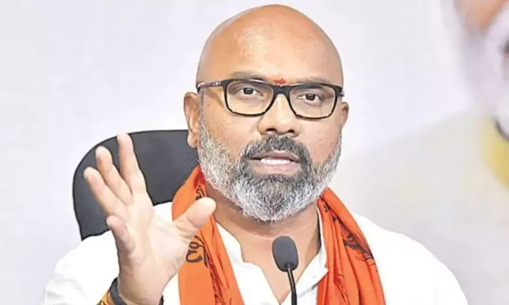 మేడ్చల్‌ జాతీయ రహదారిపై ఎంపీ ధర్మపురి అరవింద్‌ వాహనానికి ప్రమాదం